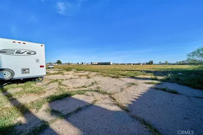 11833 Bartlett, Adelanto, CA 92301 - Photo 29