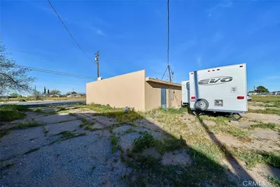 11833 Bartlett, Adelanto, CA 92301 - Photo 27