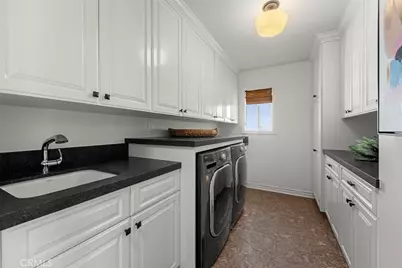 13161 Sandhurst, North Tustin, CA 92705 - Photo 49