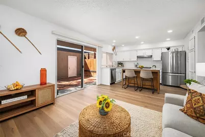 4236 Larwin, Cypress, CA 90630 - Photo 35