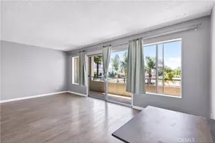 1187 E 3rd St, Long Beach, CA 90802 - Photo 3