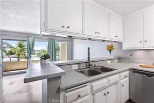 1187 E 3rd St, Long Beach, CA 90802 - Photo 9