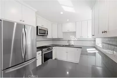 130 Cordova Walk, Long Beach, CA 90803 - Photo 11