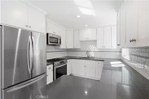 130 Cordova Walk, Long Beach, CA 90803 - Photo 11