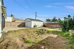 856 E McFadden Ave, Santa Ana, CA 92707 - Photo 27