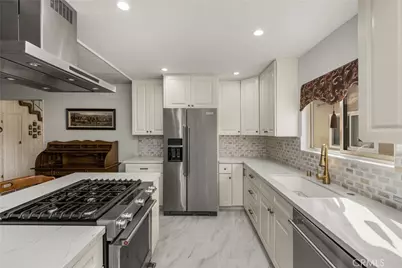 5743 Coke Avenue, Lakewood, CA 90712 - Photo 11