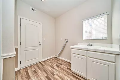 13010 Banning, Victorville, CA 92392 - Photo 45