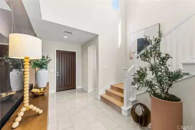 121 Oceano, Irvine, CA 92602 - Photo 3