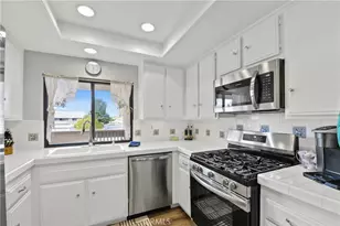 8877 Lauderdale Ct, Huntington Beach, CA 92646 - Photo 9