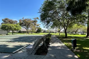 8877 Lauderdale Ct, Huntington Beach, CA 92646 - Photo 31