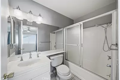 9646 Karmont, South Gate, CA 90280 - Photo 21