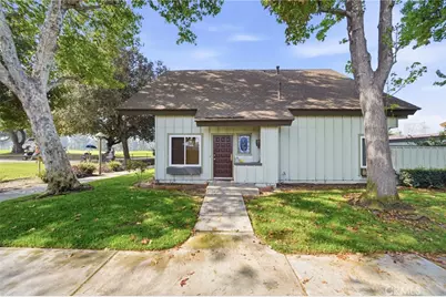 9646 Karmont, South Gate, CA 90280 - Photo 3