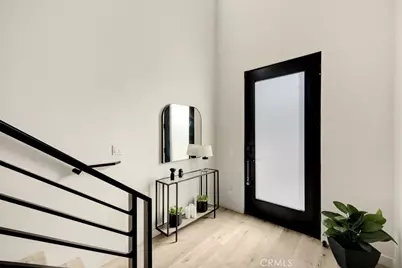 756 W 19th Street #B, Costa Mesa, CA 92627 - Photo 5