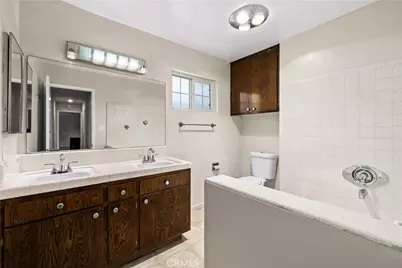 940 W Bainbridge, West Covina, CA 91790 - Photo 39