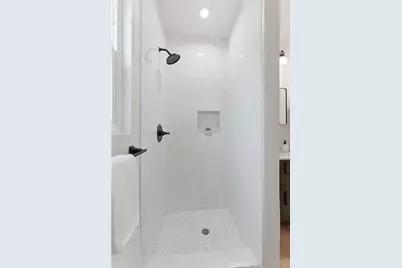 1993 N Marengo Avenue, Pasadena, CA 91103 - Photo 21