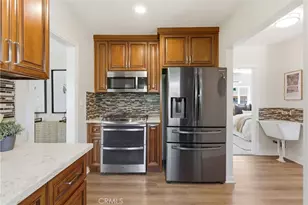 1993 N Marengo Ave, Pasadena, CA 91103 - Photo 13