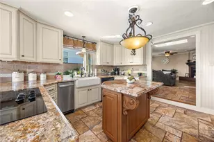 30663 Champion, Canyon Lake, CA 92587 - Photo 19