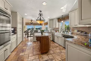 30663 Champion, Canyon Lake, CA 92587 - Photo 17