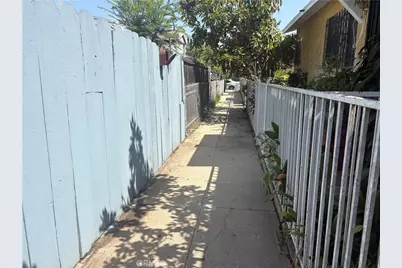 7021 #B Hood Ave, Huntington Park, CA 90255 - Photo 5