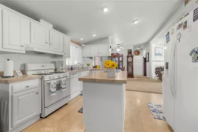 3050 W Ball Road #88, Anaheim, CA 92804 - Photo 11