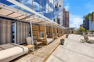 1100 Wilshire, Los Angeles, CA 90017 - Photo 13