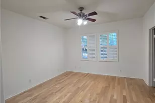 30 Burlingame, Irvine, CA 92602 - Photo 3