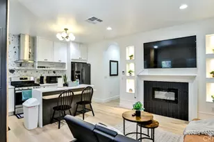 10301 Antigua St, Anaheim, CA 92804 - Photo 9