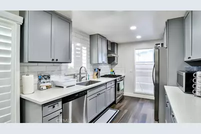 10301 Antigua Street, Anaheim, CA 92804 - Photo 5