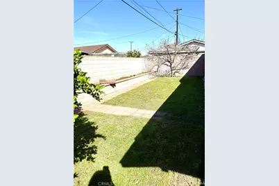 22433 Island, Carson, CA 90745 - Photo 45