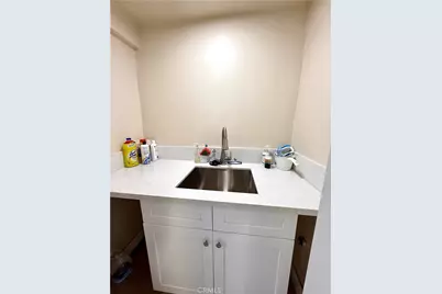 22433 Island, Carson, CA 90745 - Photo 31