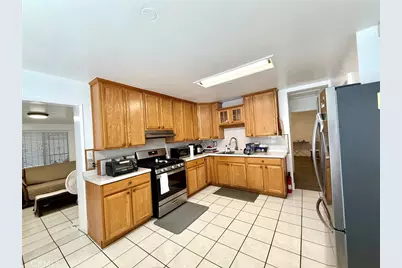 22433 Island, Carson, CA 90745 - Photo 33
