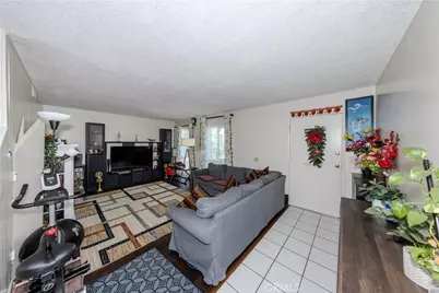 1800 W Gramercy Ave, Anaheim, CA 92801 - Photo 5