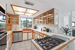 64 59th Pl, Long Beach, CA 90803 - Photo 13