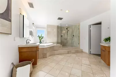 385 S Via Montanera, Anaheim Hills, CA 92807 - Photo 9