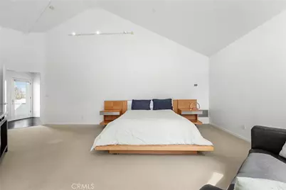 385 S Via Montanera, Anaheim Hills, CA 92807 - Photo 7