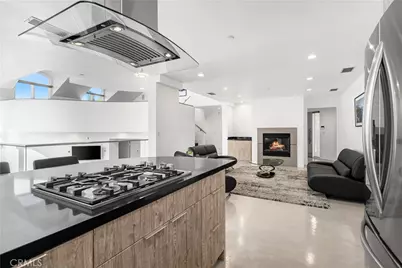 385 S Via Montanera, Anaheim Hills, CA 92807 - Photo 19