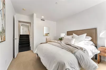385 S Via Montanera, Anaheim Hills, CA 92807 - Photo 39