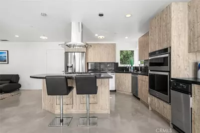 385 S Via Montanera, Anaheim Hills, CA 92807 - Photo 17