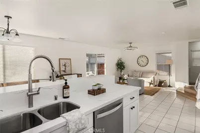 14647 Green River Road, Victorville, CA 92394 - Photo 7