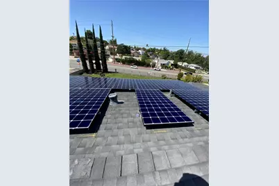 2005 Redding, Rosemead, CA 91770 - Photo 29