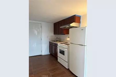 2005 Redding, Rosemead, CA 91770 - Photo 31