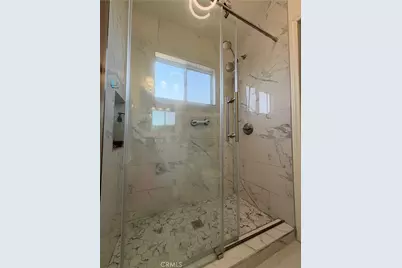 2005 Redding, Rosemead, CA 91770 - Photo 15