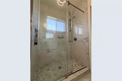 2005 Redding, Rosemead, CA 91770 - Photo 13
