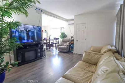 2005 Redding, Rosemead, CA 91770 - Photo 9