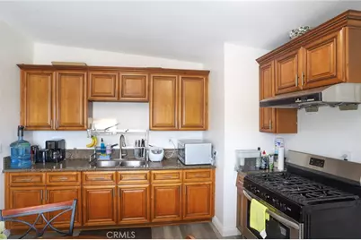 2005 Redding, Rosemead, CA 91770 - Photo 3