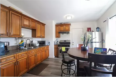 2005 Redding, Rosemead, CA 91770 - Photo 5