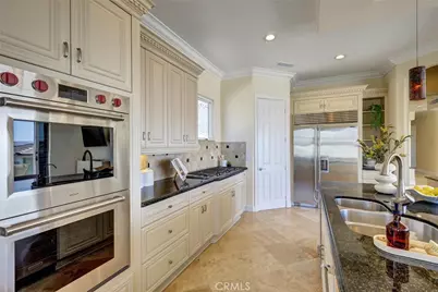 135 Redwood, Carlsbad, CA 92008 - Photo 5