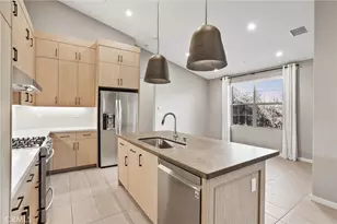 110 Coastal Gdn, Irvine, CA 92618 - Photo 9