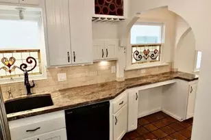 50 Pomona, Long Beach, CA 90803 - Photo 9