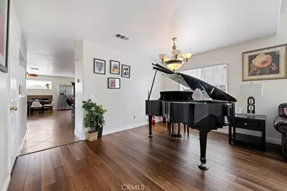16220 Via Ultimo, Moreno Valley, CA 92551 - Photo 9